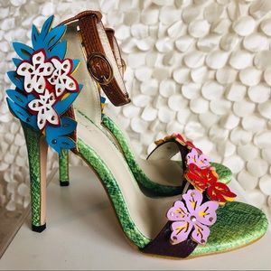 Unique Art Women’s Heels ~ New